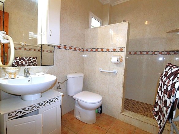 3 Bed 2 Bath Villa in San Miguel de Salinas - Caza De Casa