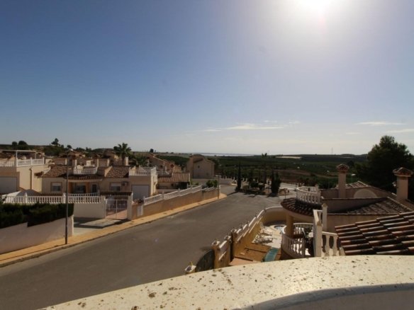 3 Bed 2 Bath Villa in San Miguel de Salinas - Caza De Casa
