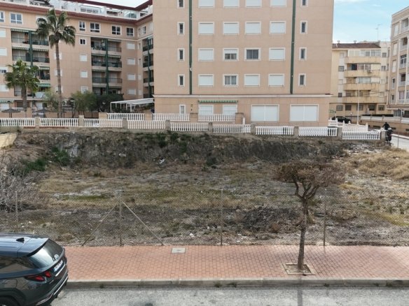 1,080 m² Land in Guardamar del Segura - Caza De Casa