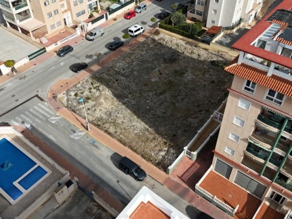 1,080 m² Land in Guardamar del Segura - Caza De Casa