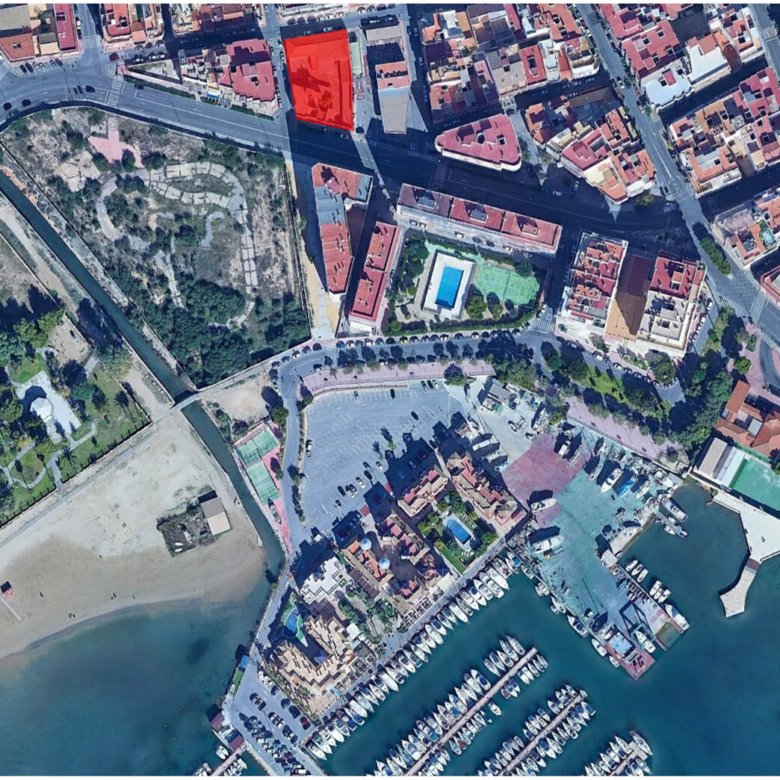 1,304 m² Land in Torrevieja - Caza De Casa