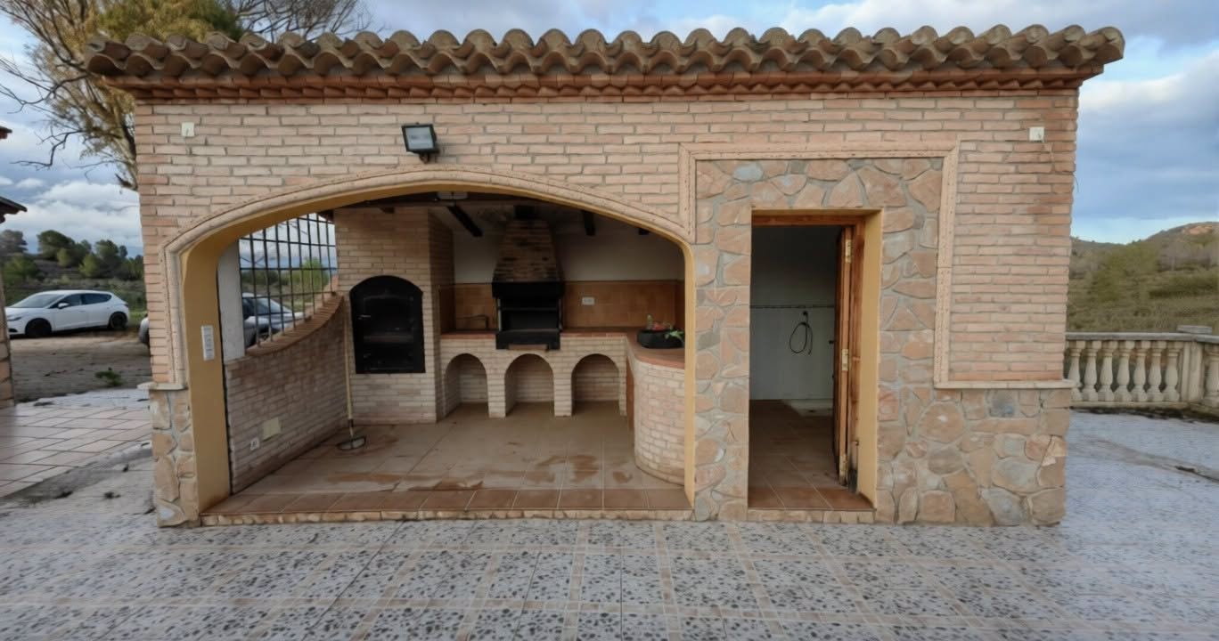 Barbecue house with outdoor kitchen, Lorca estate
