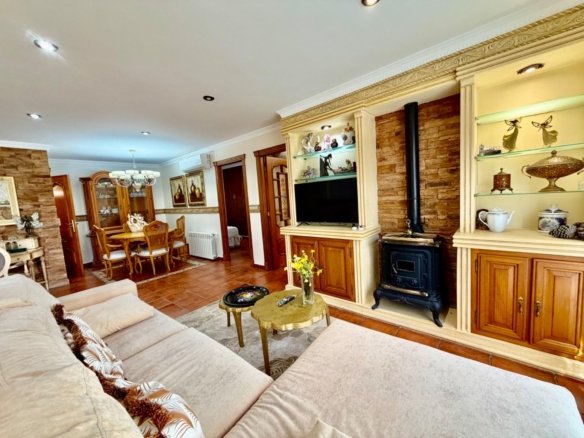 4 Bed 3 Bath Town House in Orihuela Costa - Caza De Casa