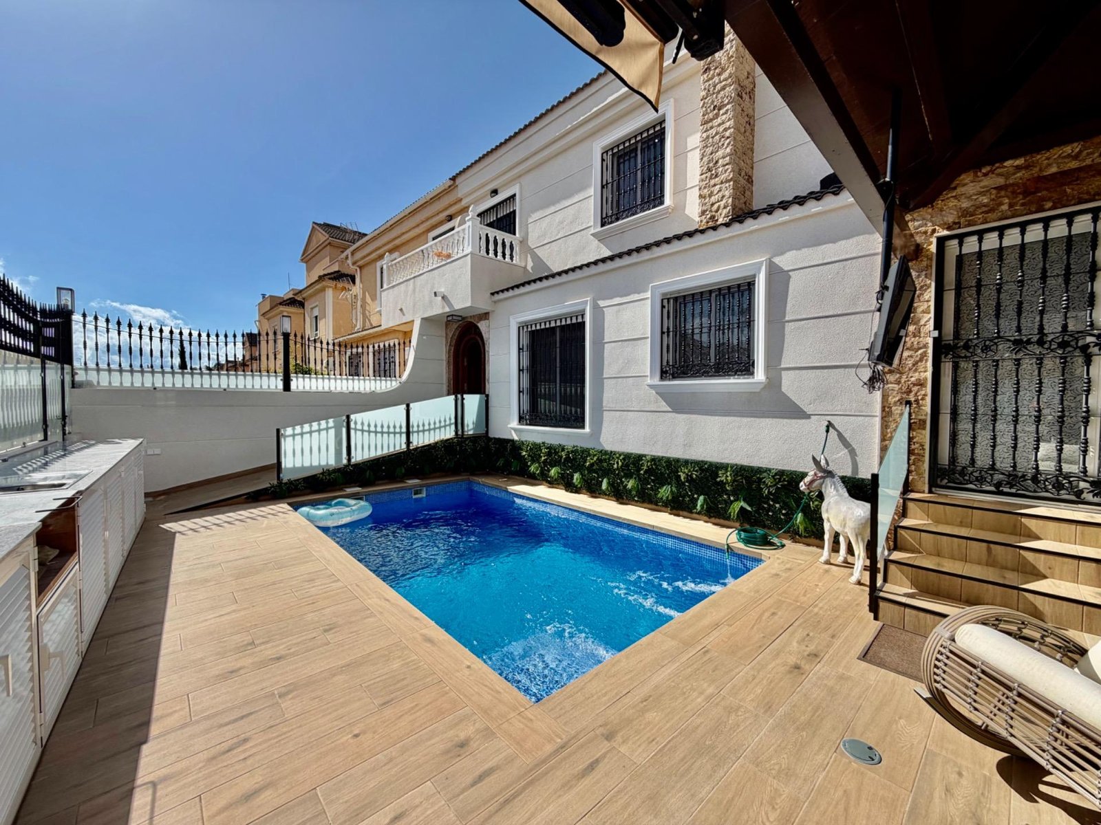 4 Bed 3 Bath Town House in Orihuela Costa - Caza De Casa
