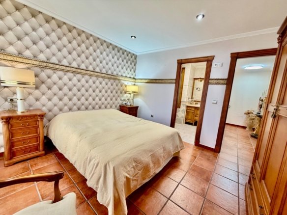 4 Bed 3 Bath Town House in Orihuela Costa - Caza De Casa
