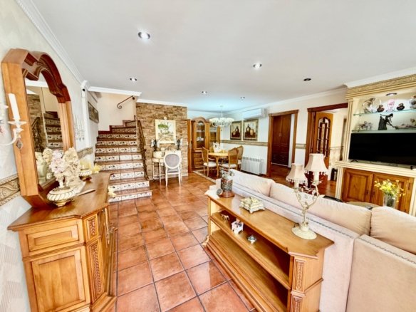 4 Bed 3 Bath Town House in Orihuela Costa - Caza De Casa