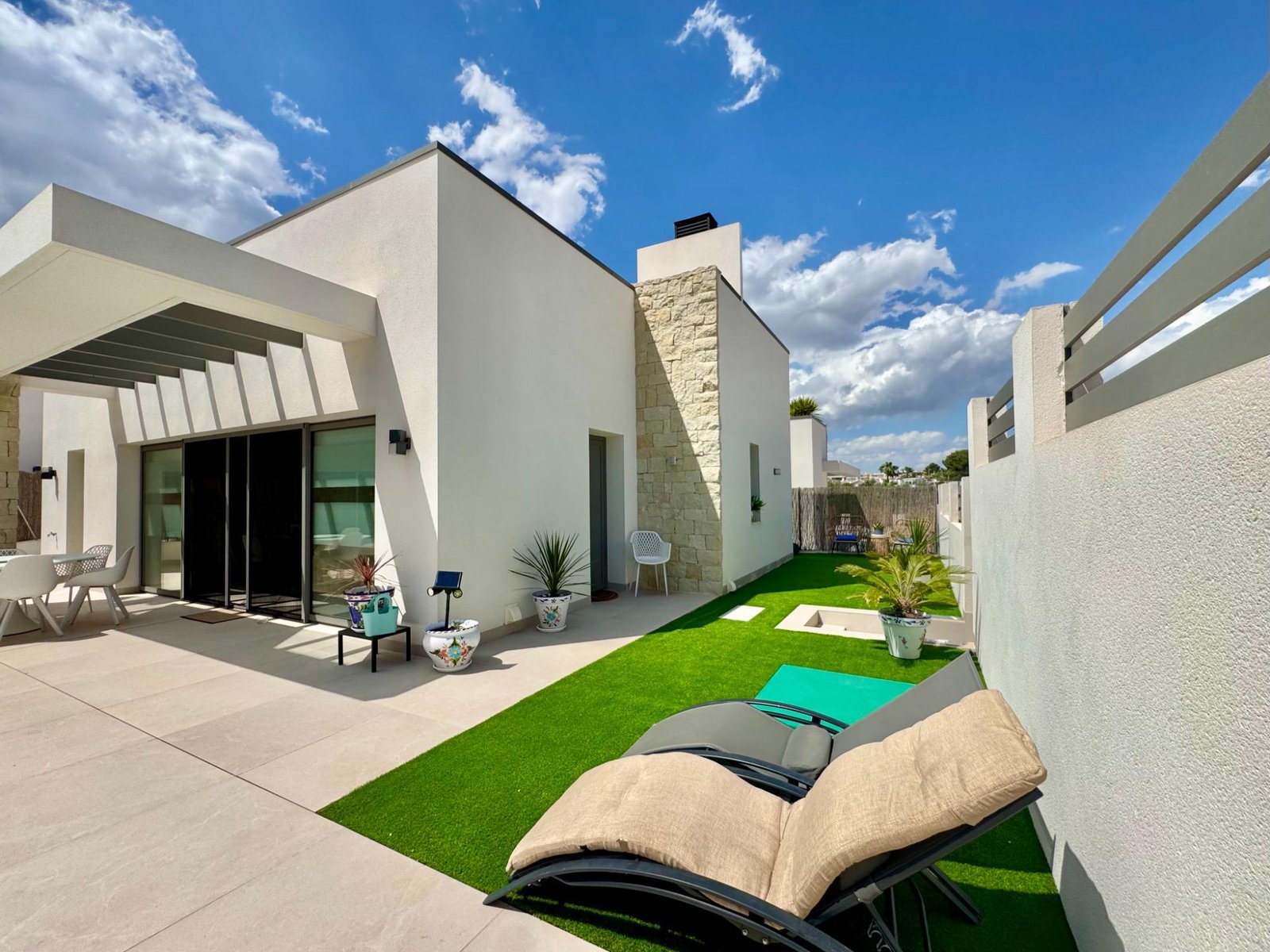 m-cc736b0f7c3c74ee66df 3 Bedroom 2 Bathroom Villa in San Miguel de Salinas - Caza De Casa
