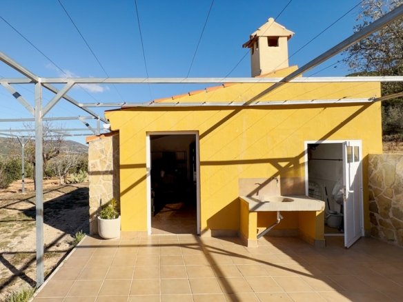 10,035 m² Land in Ibi - Caza De Casa