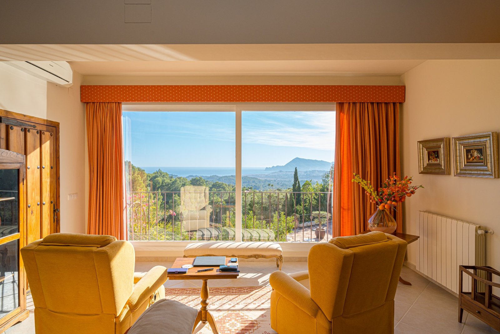 5 Bedroom 4 Bathroom Villa in Altea - Caza De Casa