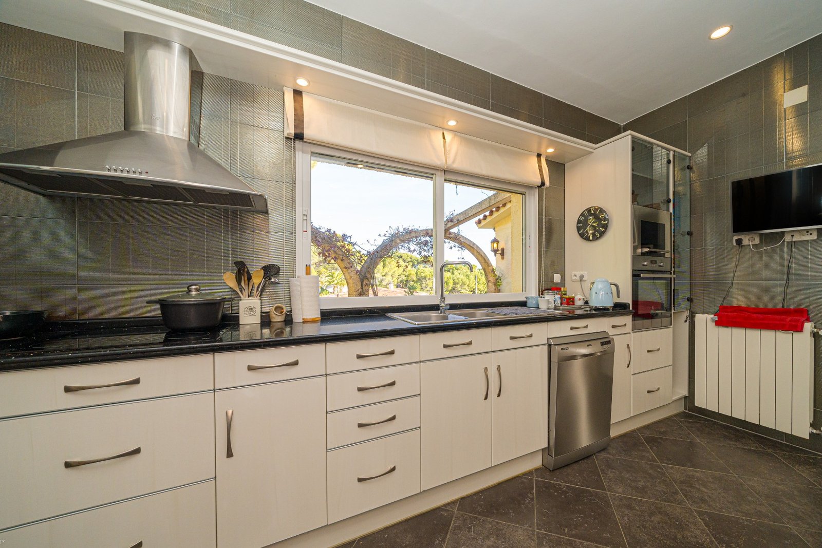 5 Bedroom 4 Bathroom Villa in Altea - Caza De Casa