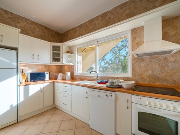5 Bedroom 4 Bathroom Villa in Altea - Caza De Casa