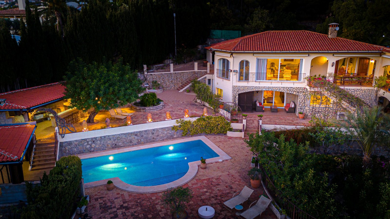 5 Bedroom 4 Bathroom Villa in Altea - Caza De Casa