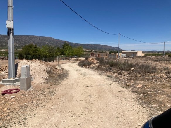 14,000 m² Land in Pinoso - Caza De Casa