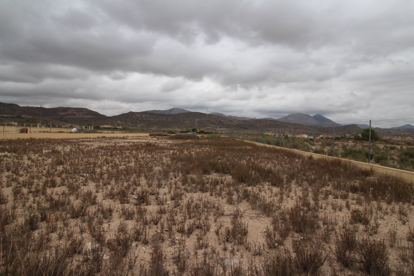 2,000 m² Land in Abanilla - Caza De Casa