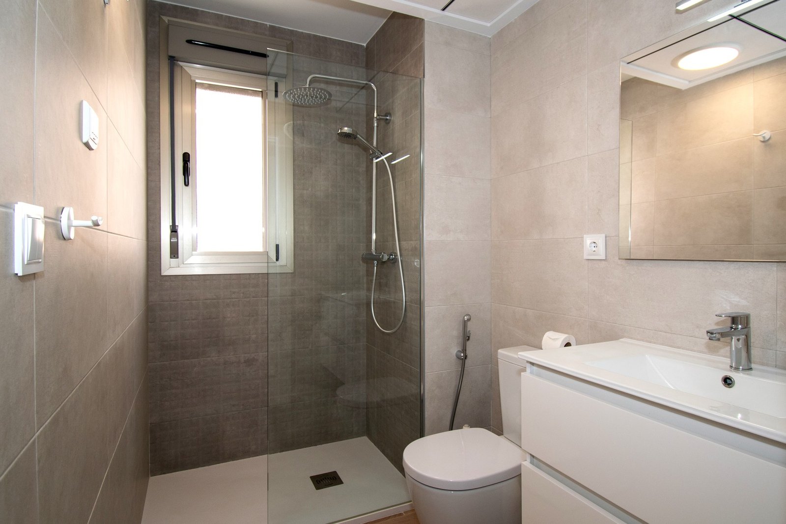 5 Bedroom 4 Bathroom Villa in Orihuela Costa - Caza De Casa