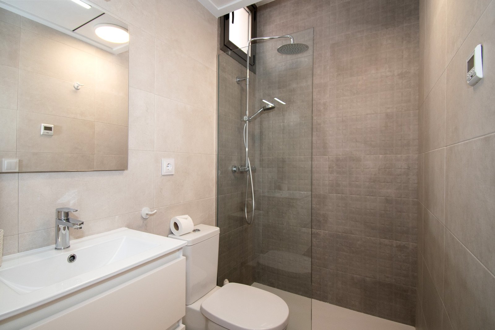 5 Bedroom 4 Bathroom Villa in Orihuela Costa - Caza De Casa