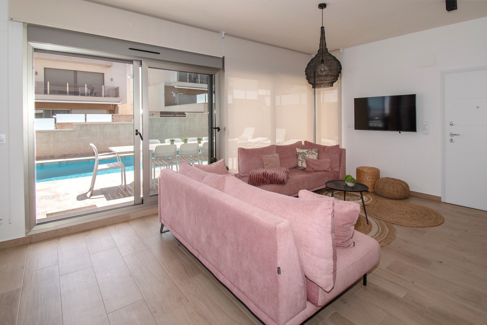5 Bedroom 4 Bathroom Villa in Orihuela Costa - Caza De Casa