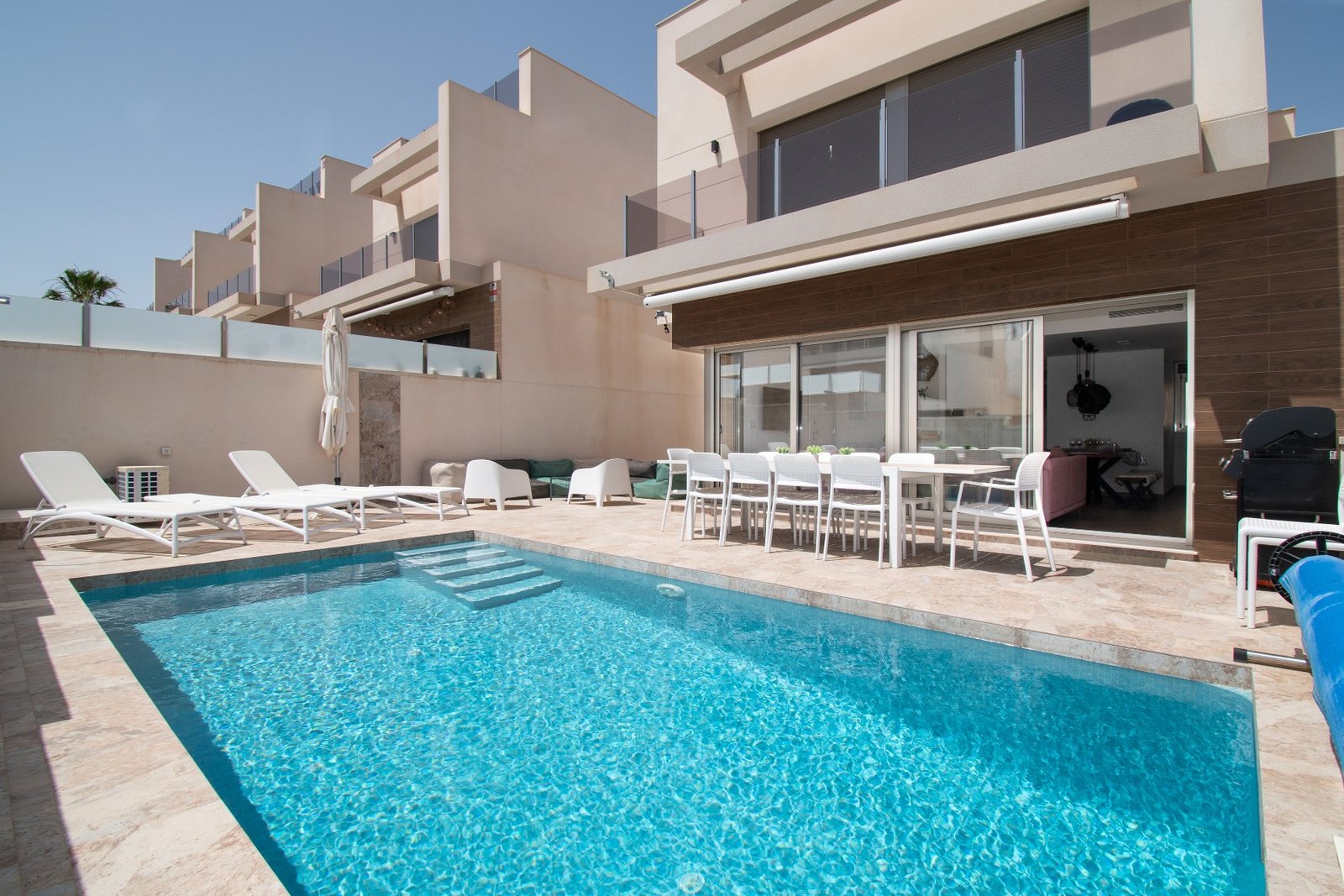 5 Bedroom 4 Bathroom Villa in Orihuela Costa - Caza De Casa
