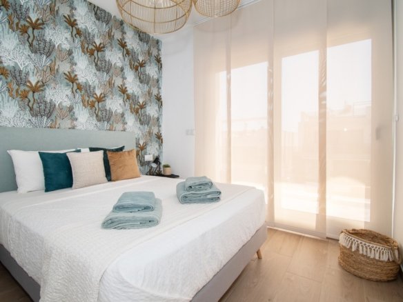 5 Bedroom 4 Bathroom Villa in Orihuela Costa - Caza De Casa
