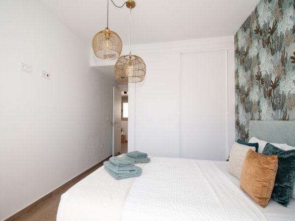 5 Bedroom 4 Bathroom Villa in Orihuela Costa - Caza De Casa