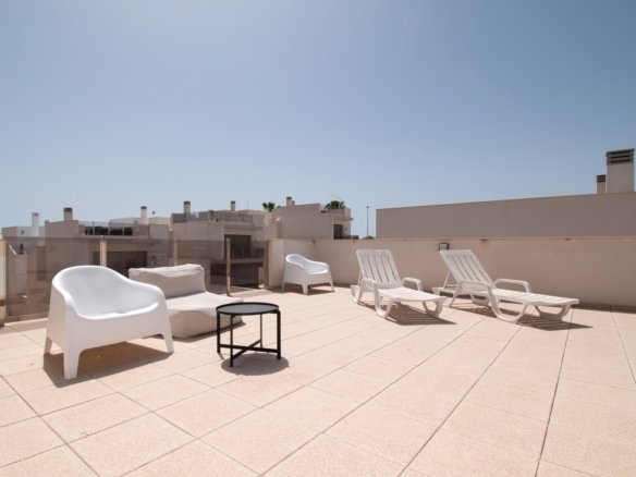 5 Bedroom 4 Bathroom Villa in Orihuela Costa - Caza De Casa