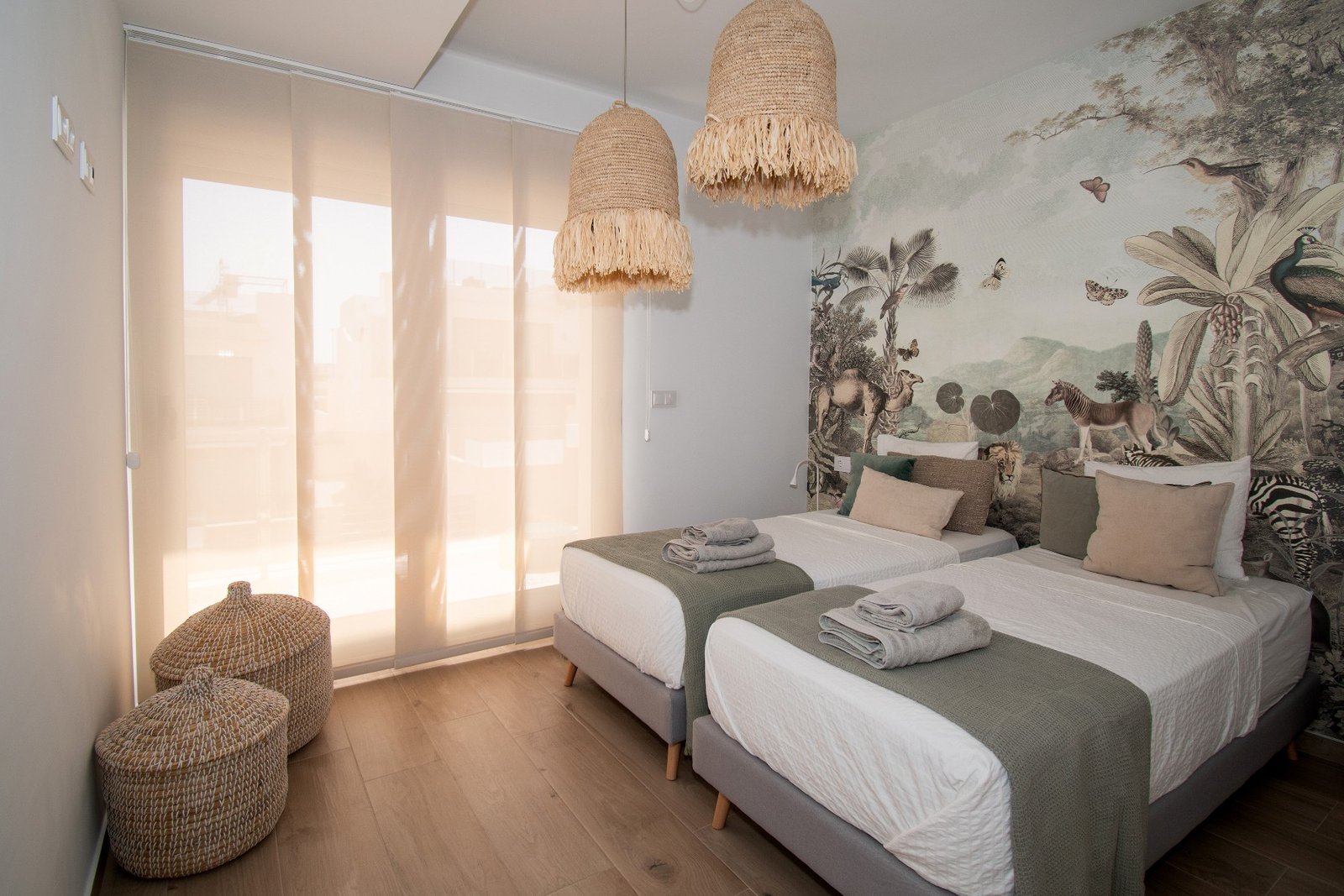 5 Bedroom 4 Bathroom Villa in Orihuela Costa - Caza De Casa