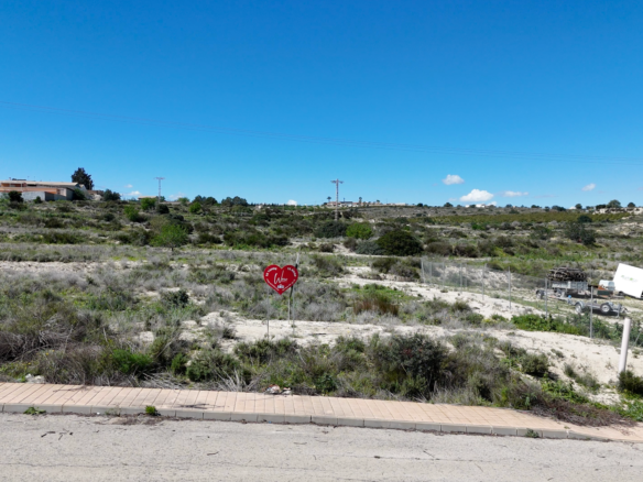 851 m² Land in Torremendo - Caza De Casa