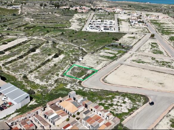851 m² Land in Torremendo - Caza De Casa
