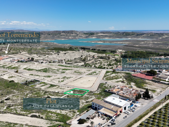 851 m² Land in Torremendo - Caza De Casa