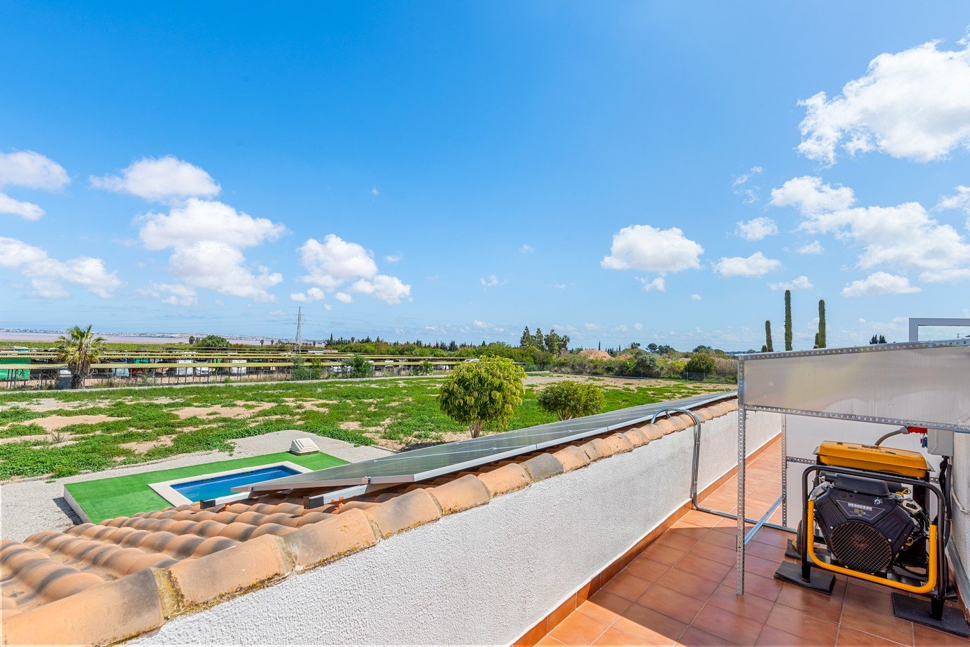 6 Bedroom 3 Bathroom Villa in Los Montesinos - Caza De Casa