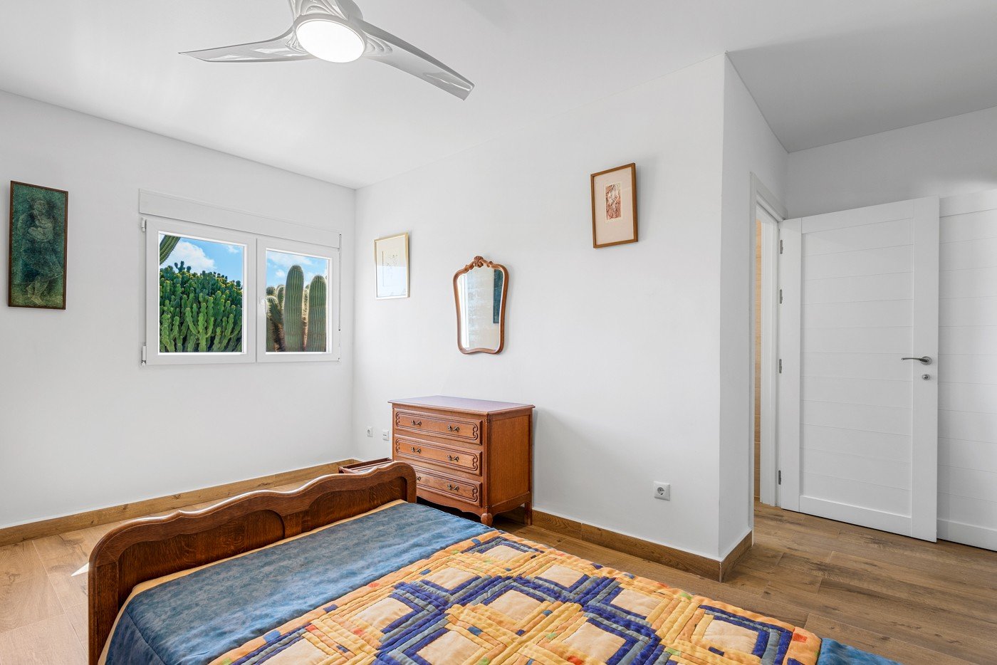 6 Bedroom 3 Bathroom Villa in Los Montesinos - Caza De Casa