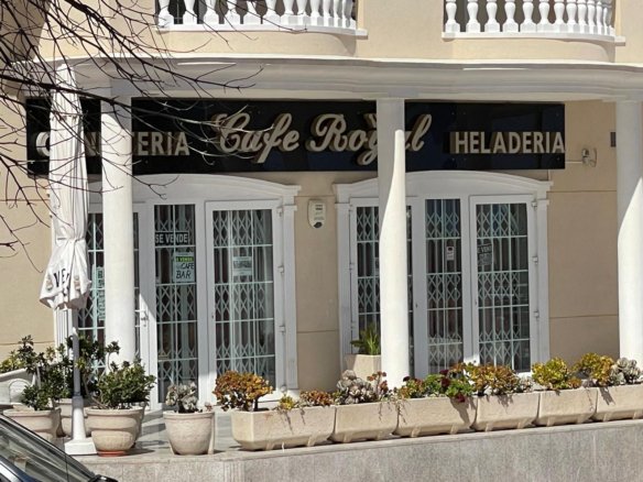 1 Bedroom 2 Bathroom Commercial in Guardamar del Segura - Caza De Casa
