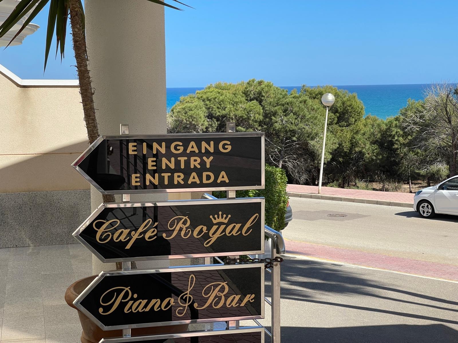 1 Bed 2 Bath Commercial in Guardamar del Segura - Caza De Casa