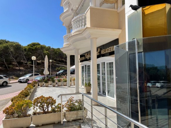 1 Bed 2 Bath Commercial in Guardamar del Segura - Caza De Casa