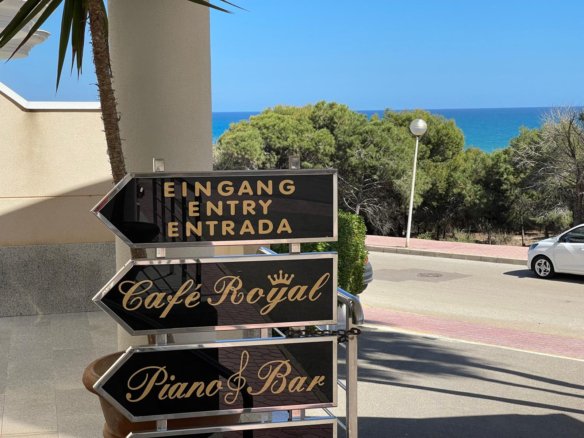 Commercial in Guardamar del Segura - Caza De Casa