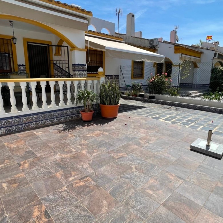 3 Bed 2 Bath Town House in Torre de La Horadada - Caza De Casa