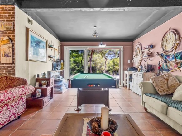 4 Bedroom 2 Bathroom Country House in Torremendo - Caza De Casa