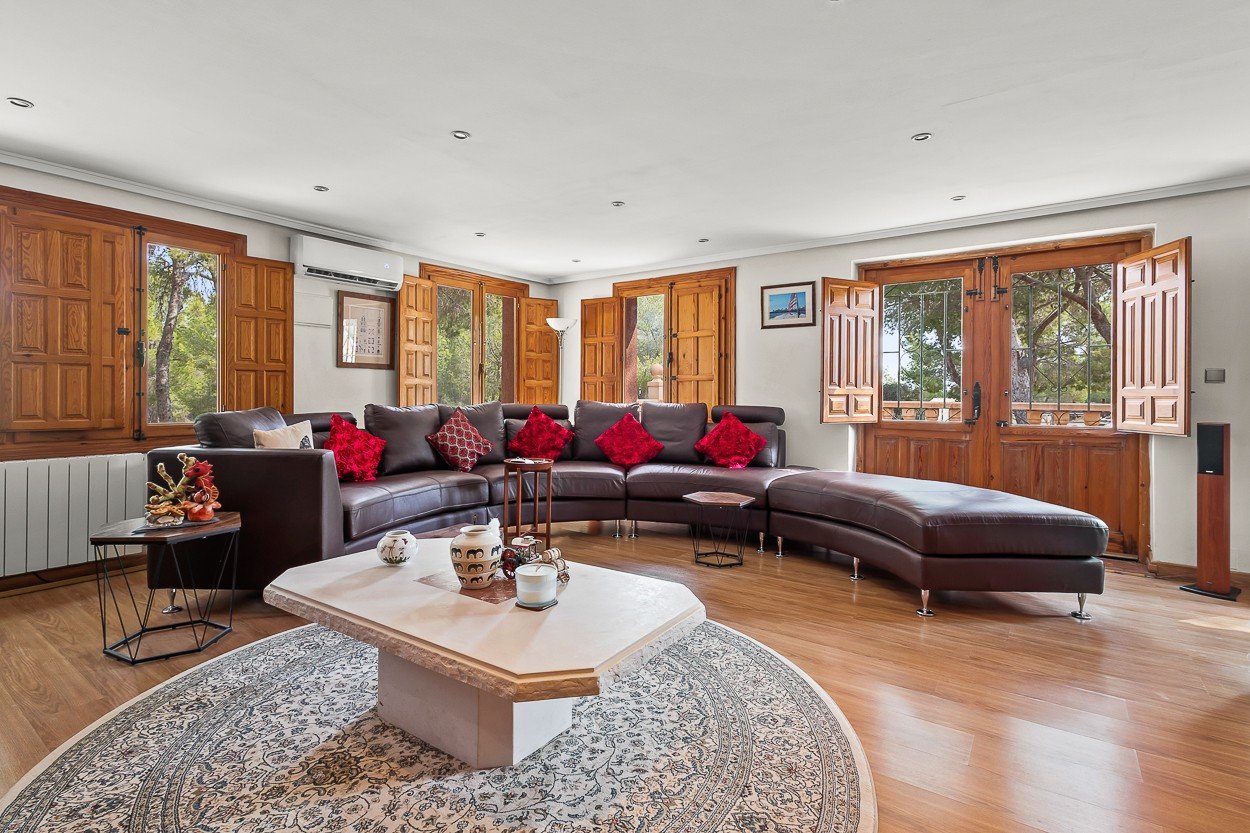 o_1j3g23t30l5v18n7hui16dgsoh4l 4 Bedroom 2 Bathroom Country House in Torremendo - Caza De Casa