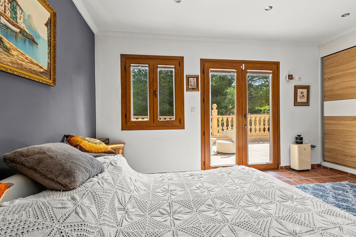 o_1j3g23t30n9q198u42elkrkln5i 4 Bedroom 2 Bathroom Country House in Torremendo - Caza De Casa