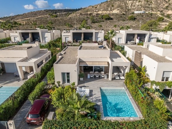 2 Bed 2 Bath Villa in Algorfa - Caza De Casa