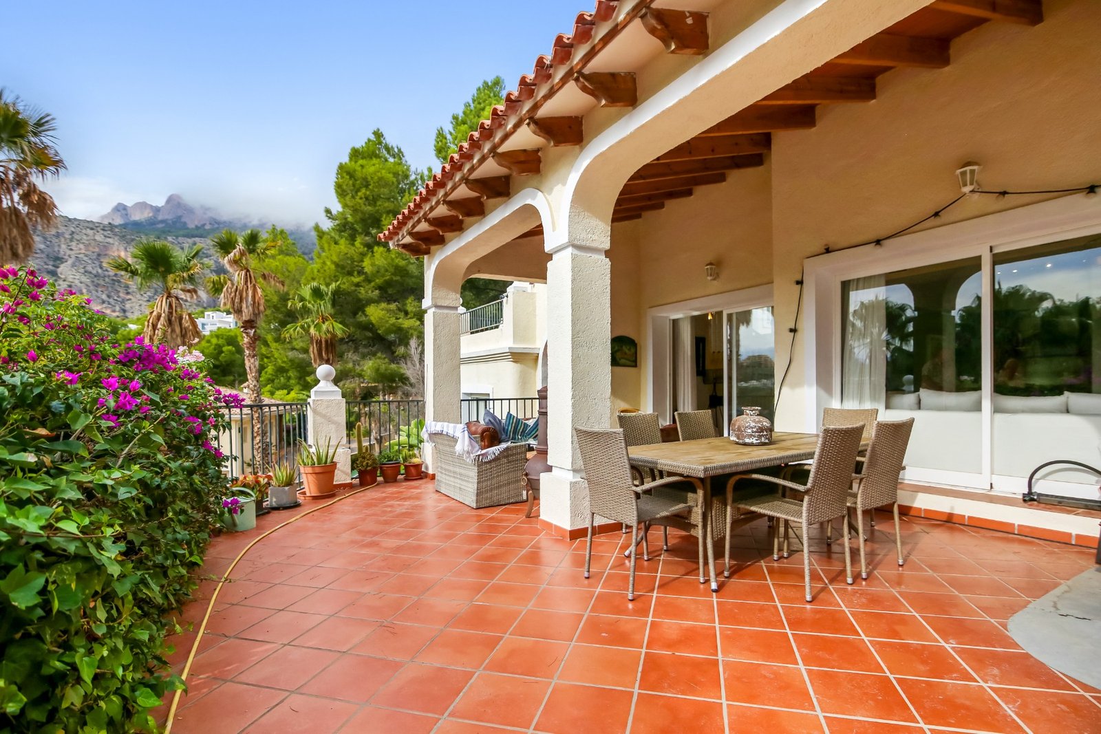 3 Bedroom 2 Bathroom Villa in Altea - Caza De Casa
