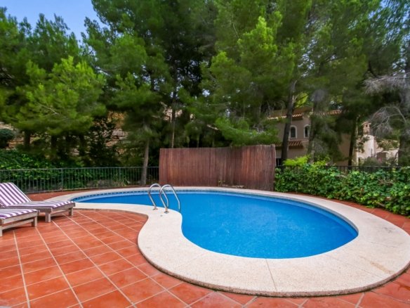 3 Bedroom 2 Bathroom Villa in Altea - Caza De Casa