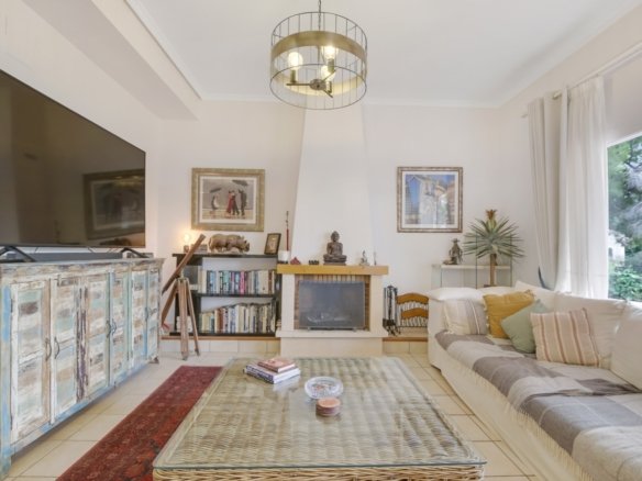3 Bedroom 2 Bathroom Villa in Altea - Caza De Casa