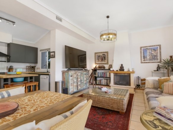 3 Bedroom 2 Bathroom Villa in Altea - Caza De Casa