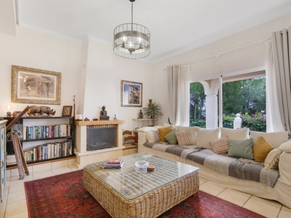 3 Bedroom 2 Bathroom Villa in Altea - Caza De Casa