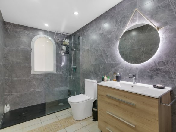 3 Bedroom 2 Bathroom Villa in Altea - Caza De Casa