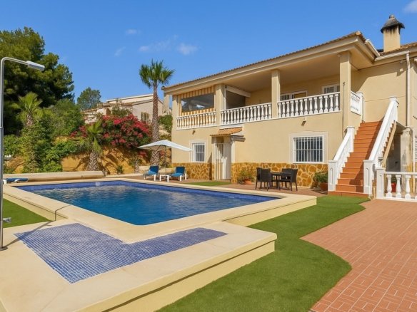 3 Bed 2 Bath Villa in Algorfa - Caza De Casa