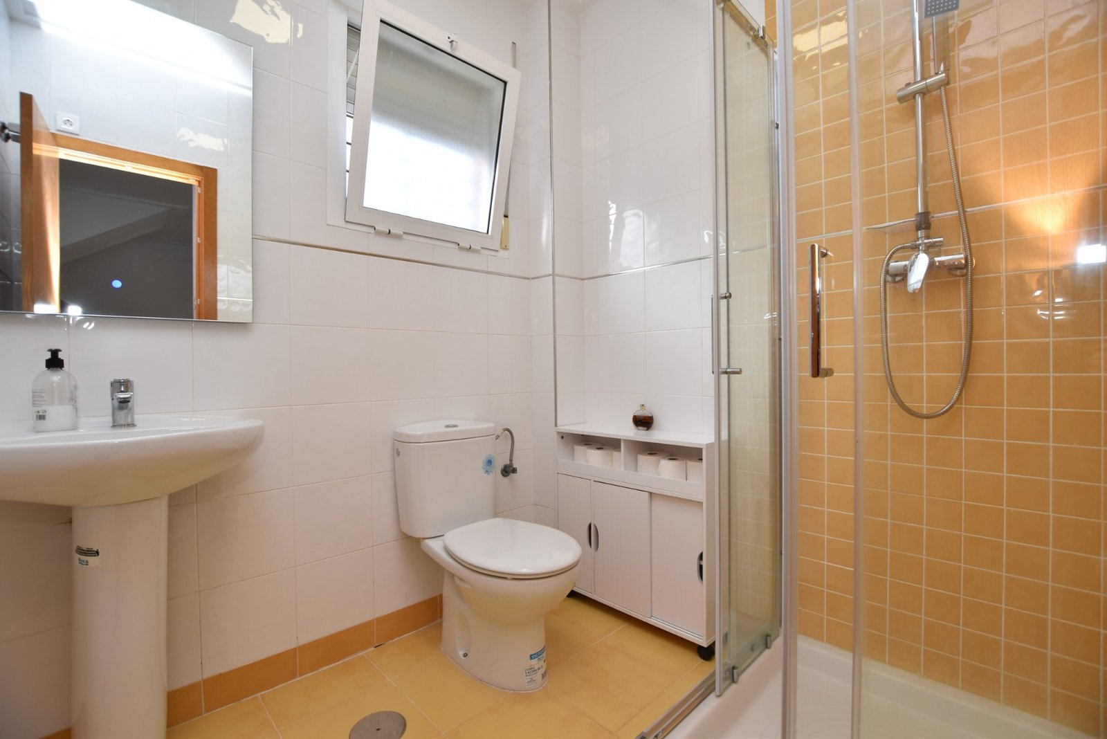 3 Bedroom 2 Bathroom Villa in Algorfa - Caza De Casa
