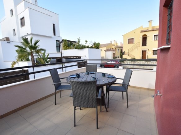 3 Bedroom 2 Bathroom Villa in Algorfa - Caza De Casa
