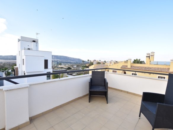 3 Bedroom 2 Bathroom Villa in Algorfa - Caza De Casa